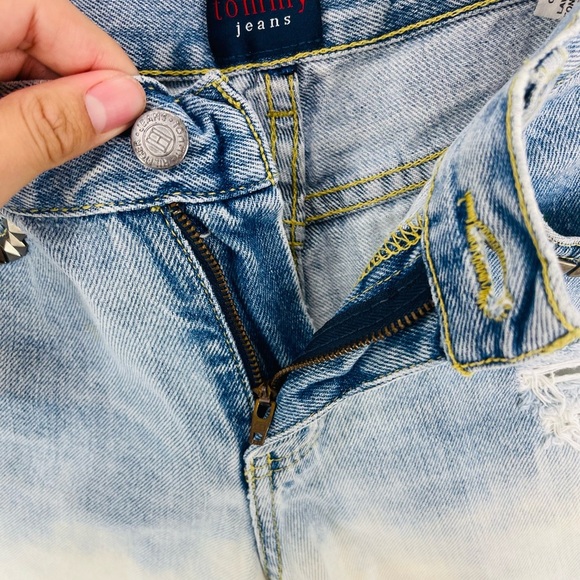 Tommy Hilfiger Vintage Y2K 2000s Bleach Cutoff high Waist Denim Studded Shorts - Picture 8 of 11